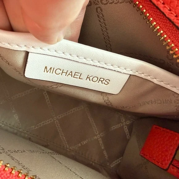 Michael Kors Coral and White Tote Bag - Picture 12 of 13